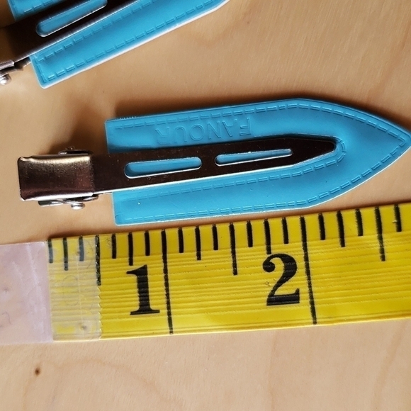 𝅺2 for $15 Leaf Metal Hair Clip Set of (2) NWOT - Picture 3 of 3